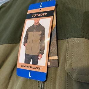 Voyager Windbreaker